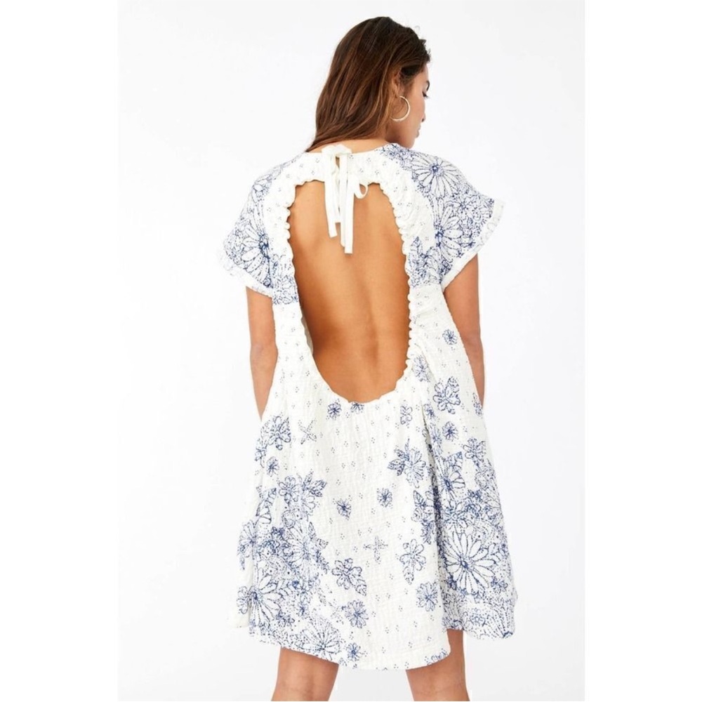 Free People Pinwheel Cream Blue Floral Print Open Back Gauze Mini Dress Medium
